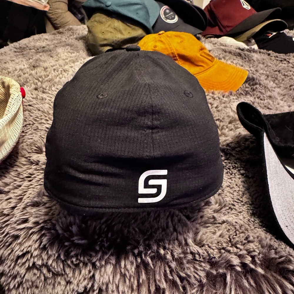 Three hat bundle - Picture 3 of 9